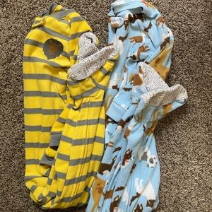 One piece zip up fleece footie pajamas